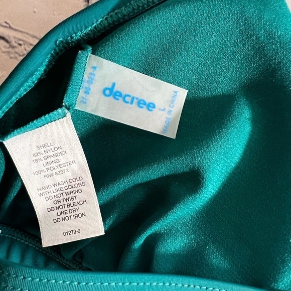 Decree Triangle Bikini Swimsuit Top Teal Size Large - Picture 3 of 5
